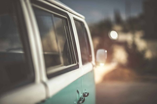 Processus de location de vans aménagés vintage en Corse